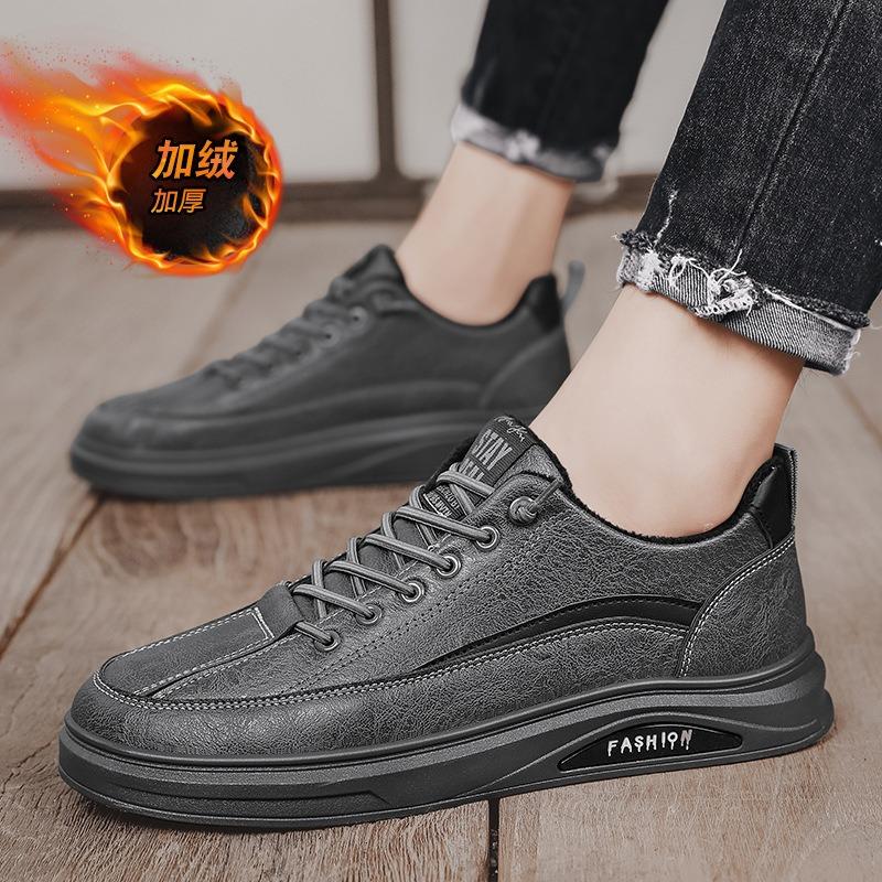 Men's Shoes Winter New Velvet Thickened Board Shoes Men's Trend Versatile Lazy One Pedal Leather Shoes Sports and Leisure Shoes