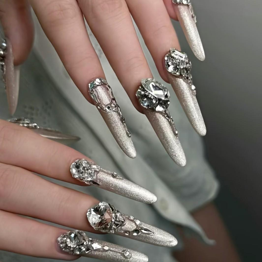 Silver Retro Cat Eye Nails: Long, Pointed, Detachable, Handmade, Skin-Brightening with Full Diamond Metallic Texture Large