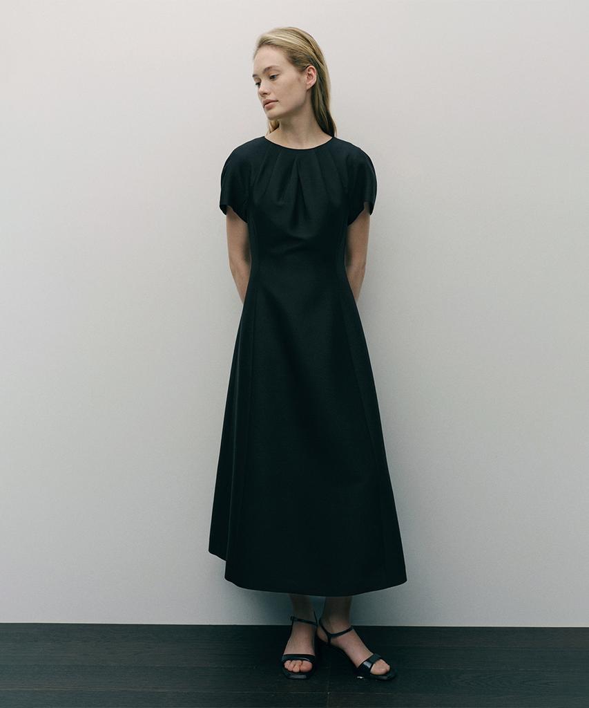 Ia Wool Silk Tuck Volume Dress (Black)