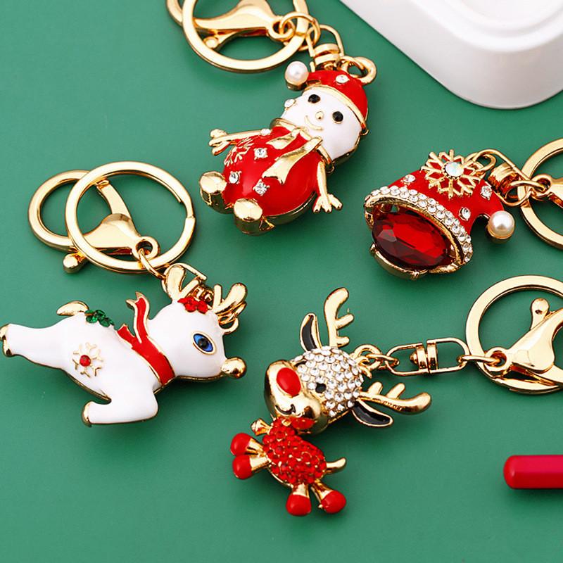 Cute Metal Christmas Reindeer Car Keychain Adorable Gift For Friends And Family