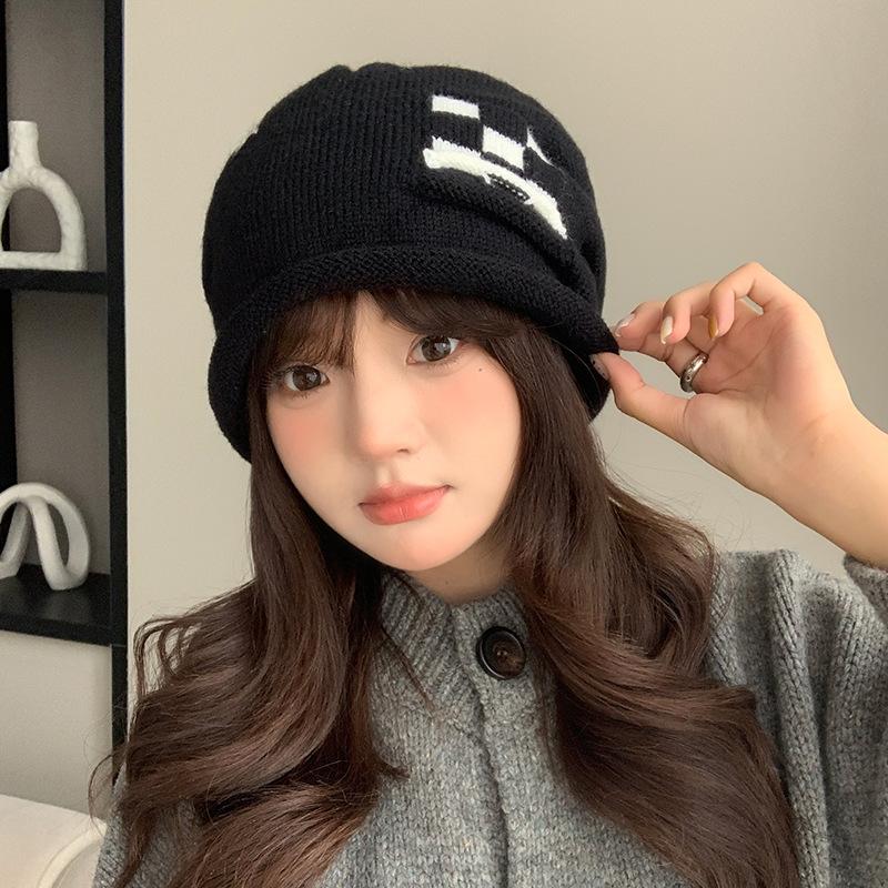 In Autumn and Winter The Drawstring Rolled Up Laid Back Style Pile Cap with Adjustable Headband and Postpartum Cap