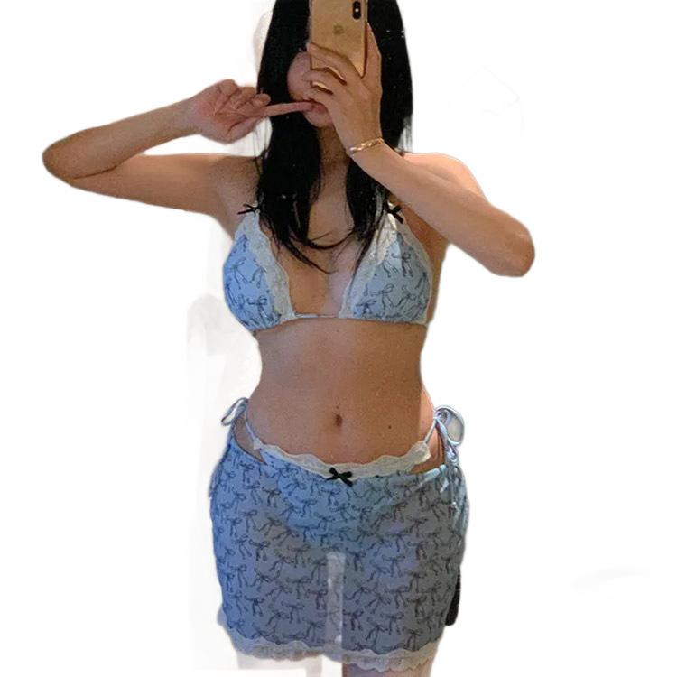 New cute and sexy printed bikini three-piece set, thin belly cover, lace neck split swimsuit for women