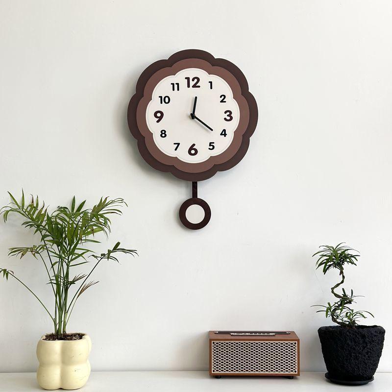 French Antique Clock Home Decoration Swing Wall Clock Living Room Creative Simple Silent Restaurant Wall Hanging Cream Clock