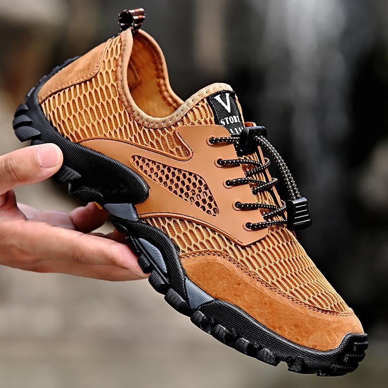 

Men s new large-size mountaineering outdoor sports non-slip, breathable and durable leather mesh shoes 46 коричневий