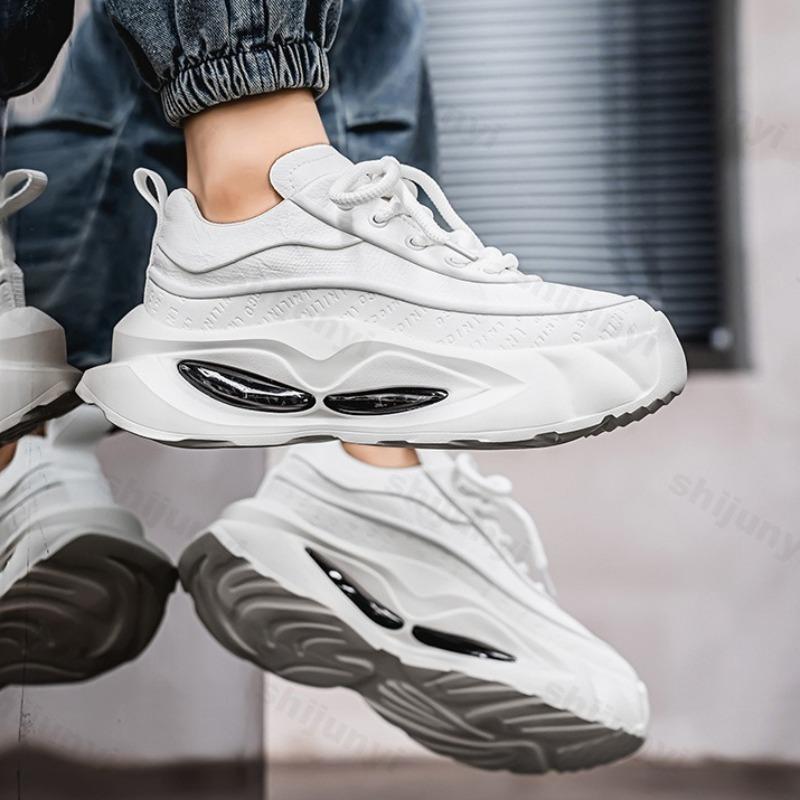 Fashion Height Increasing Casual Men's Shoes 2025 Spring Fashion Trend Versatile Sports Thick Soled Shoes Fashion Trend Chunky sneakers