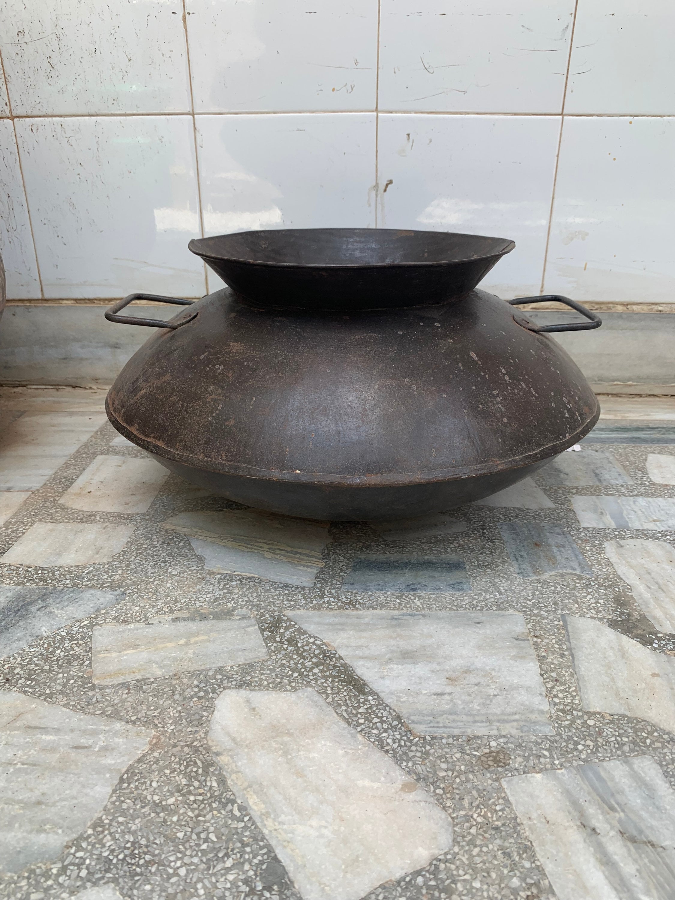 

Кашпо из переработанного металла: Рустикальный промышленный домашний декор (16x16x8) 16” X 8” X 24” (l x w x h) разноцветный