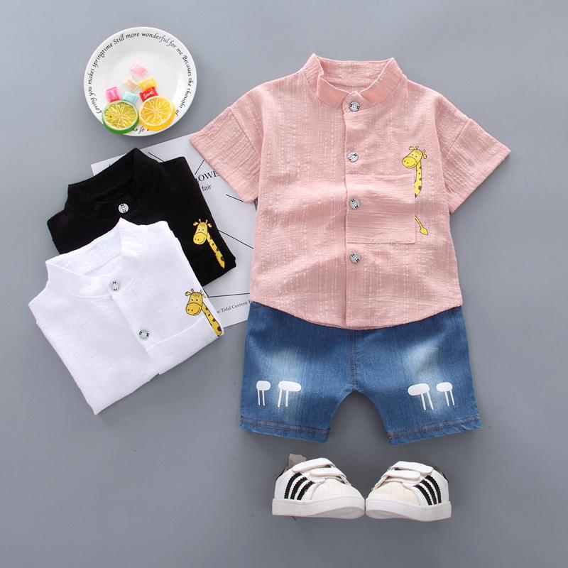 Tenue d'été à manches courtes pour petit garçon: Ensemble deux pièces mignon et beau