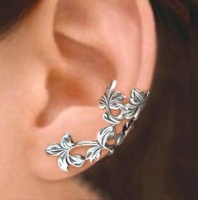 2 Pair Retro Hollow Ear Clips Gorgeous Clip Earrings for Women Alloy Vintage Leaf Ear Clip Earrings