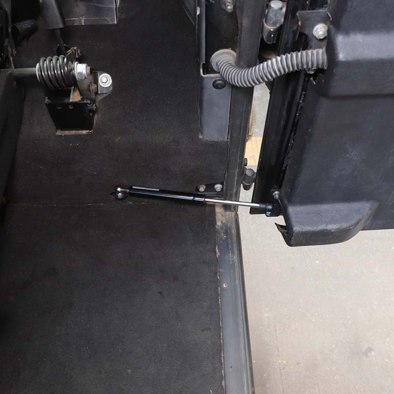 For Land Rover Defender 2004-2019 Car Tailgate Hydraulic Telescopic Rod Trunk Shock Absorber Strut Rod Carbon Steel Accessories