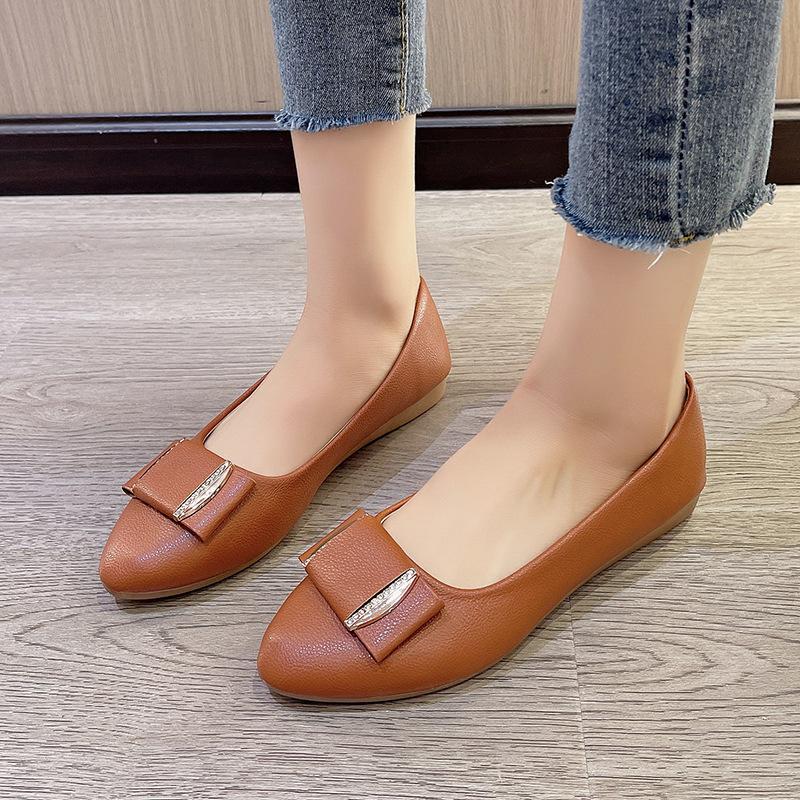 Flat sole single shoes for women in spring autumn tyle with shallow mouth soft sole pointed toe fashionable simple women's shoes