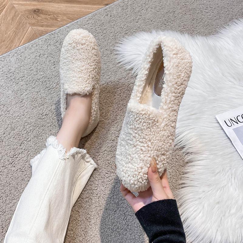 2025 Women's Fuzzy Autumn/Winter Velvet Lambswool Loafers, Large Sizes 41-43.
