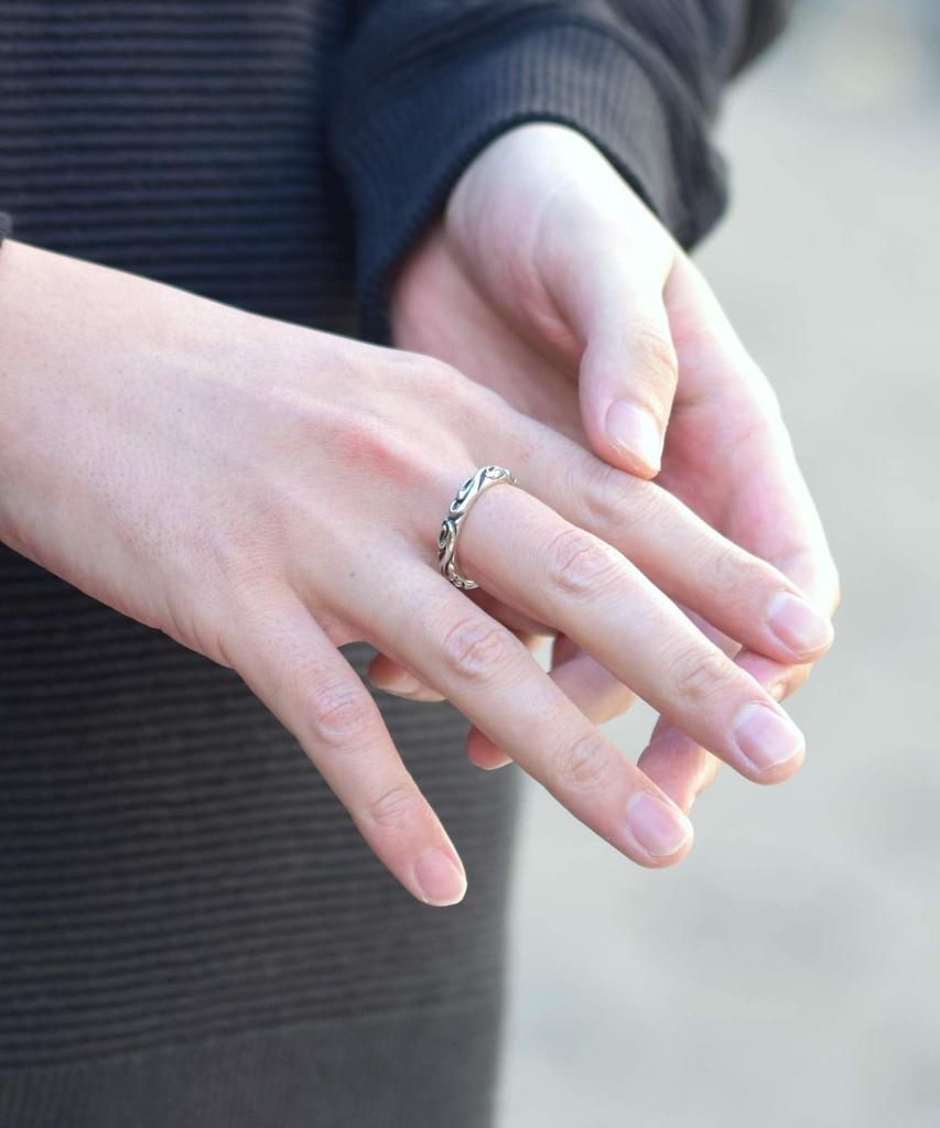 Lionheart LH HOWL Mane Scroll Silver Size 19 Ring, 925,