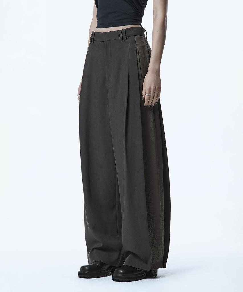 Teulimingbeodeu Side Panel Tuck Slacks [Charcoal]