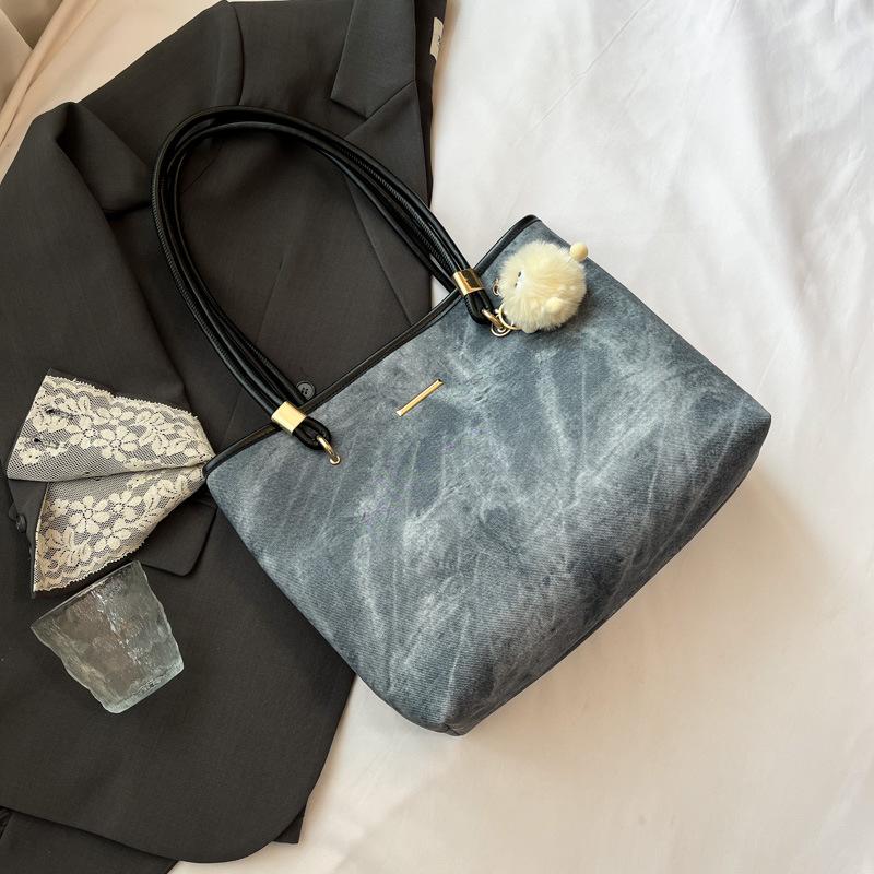 Women's Bag Autumn New Large-capacity Student Class Commuter Bag Portable Tote Bag Underarm Shoulder Bag