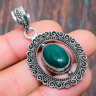 Nádherný ručne vyrobený šperkový prívesok Skota Emerald Gemstone 925 Sterling Silver