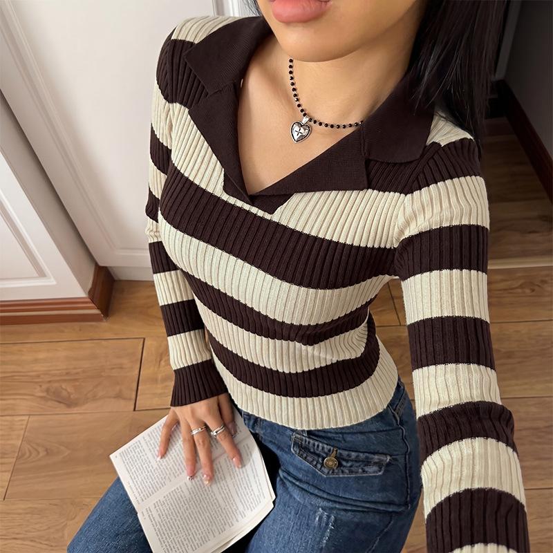 European AW 2026 Retro Knitwear: Women's Striped Lapel Slim Fit Sweater