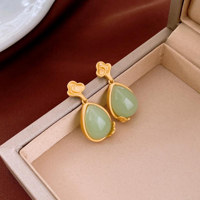 

Элегантные китайские серьги-капли из смолы в виде облака с серебряными иглами для женщин