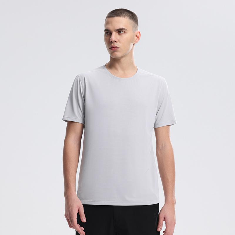 Round-neck Men's Short-sleeved Outdoor Sports Running Fitness Training T-shirt Quick-drying Top with Moisture-wicking Ice-silk Fabric