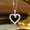 Hollow Heart-shaped Pendant Necklace, Romantic and Elegant Necklace, Suitable for Daily Wear and Luxurious Jewelry for Holiday Gifts