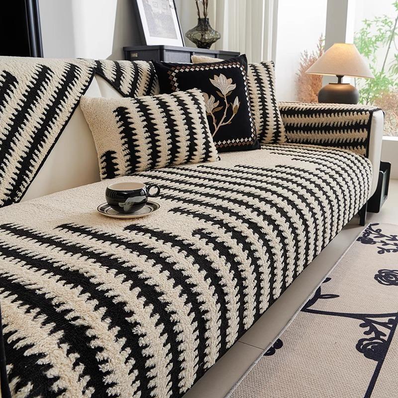 Plush Sofa Cushion Light Luxury High-End Non-Slip Seat Cushion  New Autumn And Winter Leather Sofa Cover Cover Cloth Towel