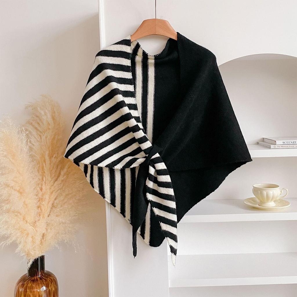 Women's Fashionable Striped Print Knitted Shawl Wool Open Collar Shoulder Top Shawl Scarf