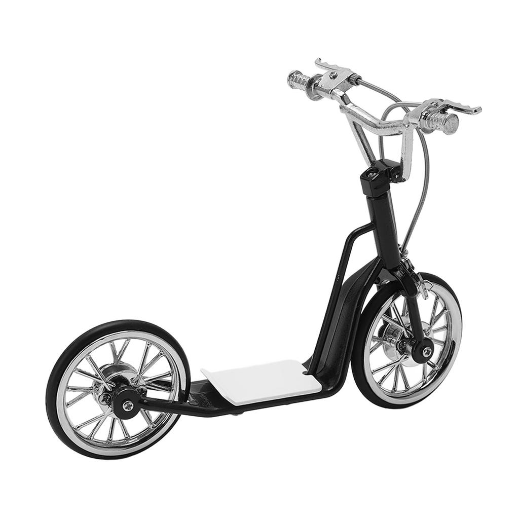 Güverte Scooter Oyuncakları 13x16.5cm5.1x6.5in Canlı Kendin Yap Alaşım Malzeme Siyah Minyatür Oyuncaklar Scooter