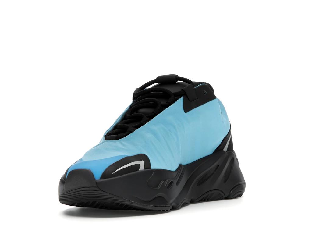 Sneaker Adidas Yeezy Boost 700 MNVN Bright Cyan(GZ3079)