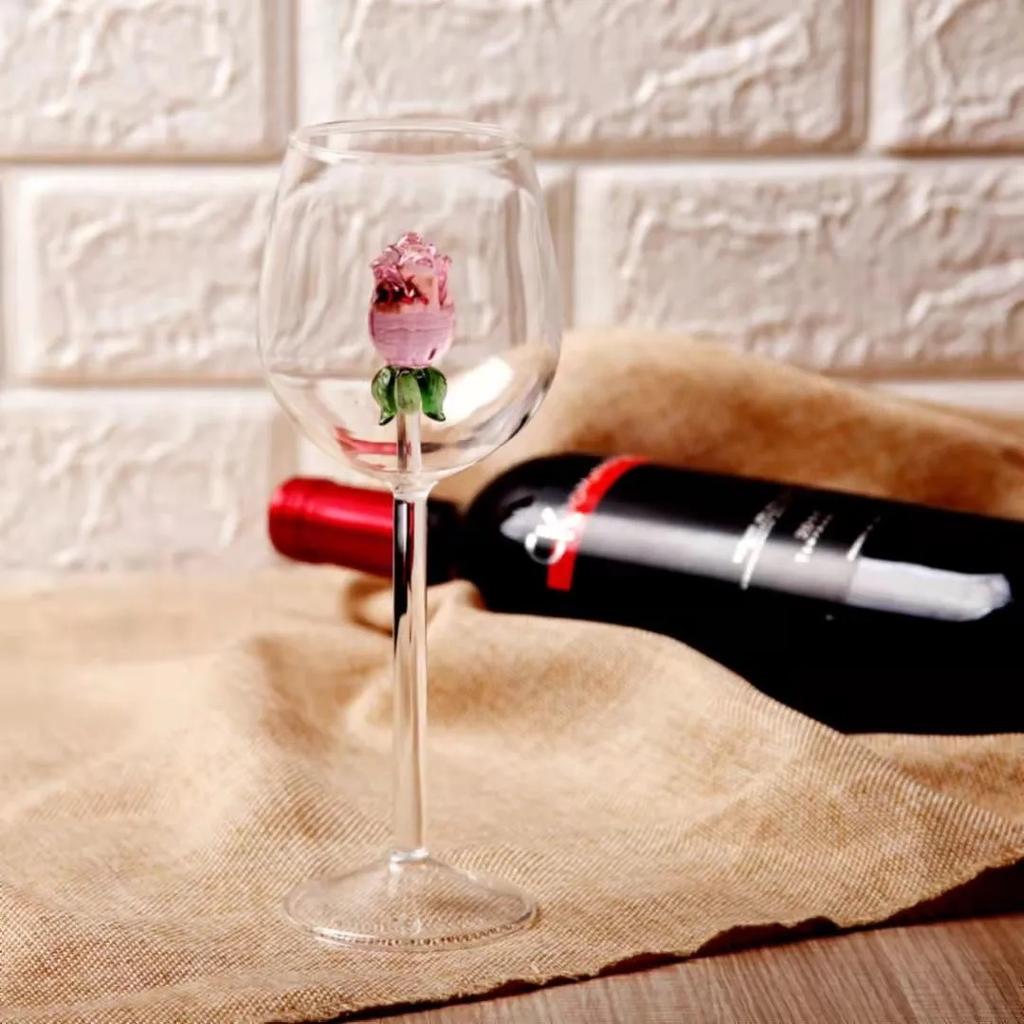 Creative Stemmed Glass for Wine, Champagne, and Cocktails – Elegant Goblet for Parties and Home Use