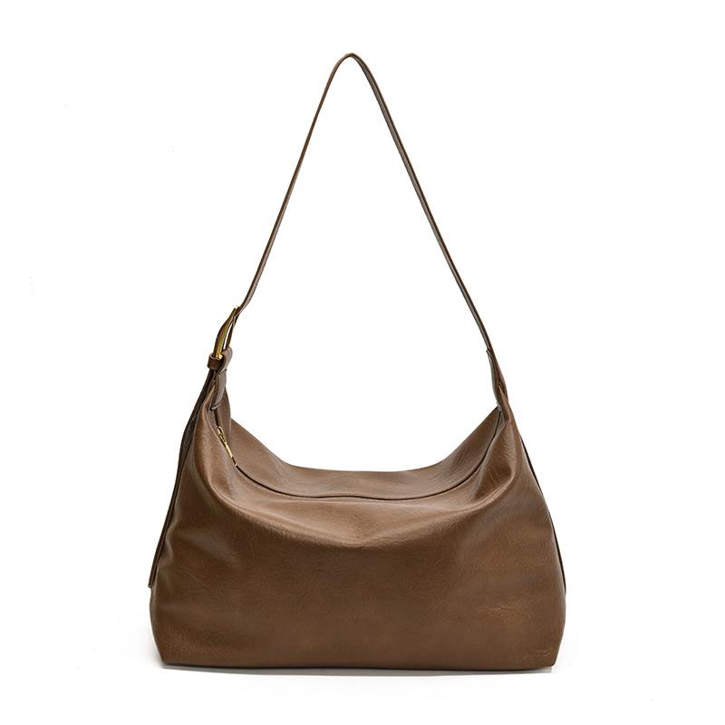 Retro bag women's large-capacity fashion lazy wind messenger bag new autumn and winter simple shoulder armpit bag