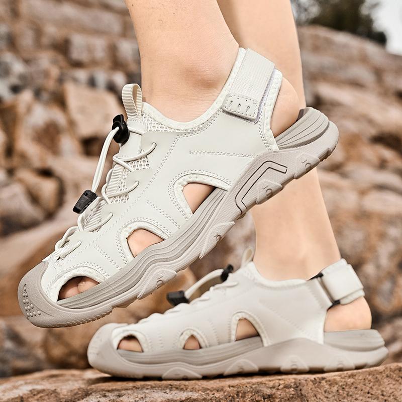 Fashion Breathable summer men's sandals Leisure trend and comfortable soft bottom style Outdoor leisure beach walking shoes 38-46