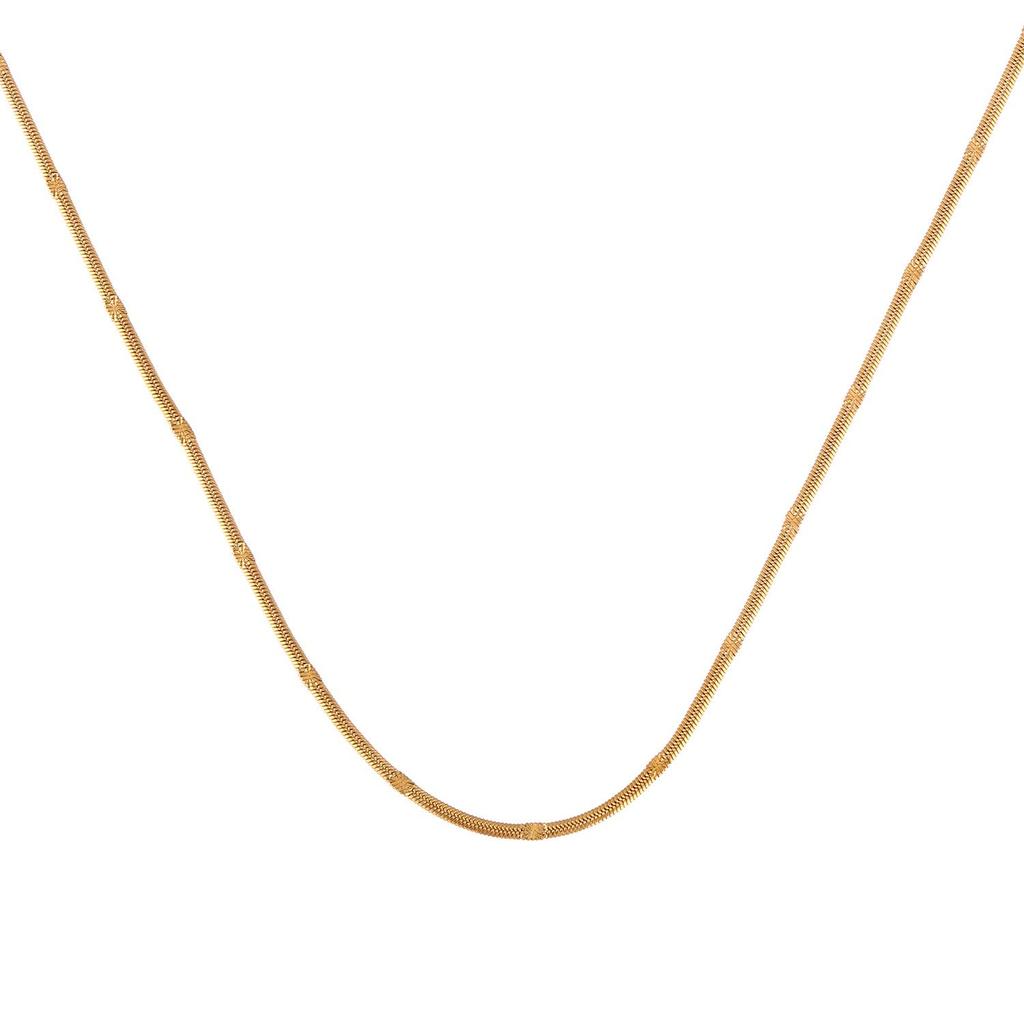 2024 Trendy Titanium Steel Embossed Clavicle Necklace: Light Luxury, Non-Fading, Simple Elegance for Women.