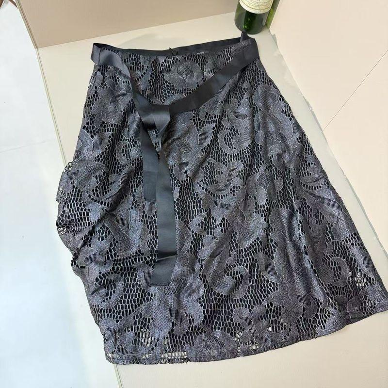 

Very Classy Very Delicate Lace Mid-Length Skirt A- Line Skirt Black Silver 46(UK20)