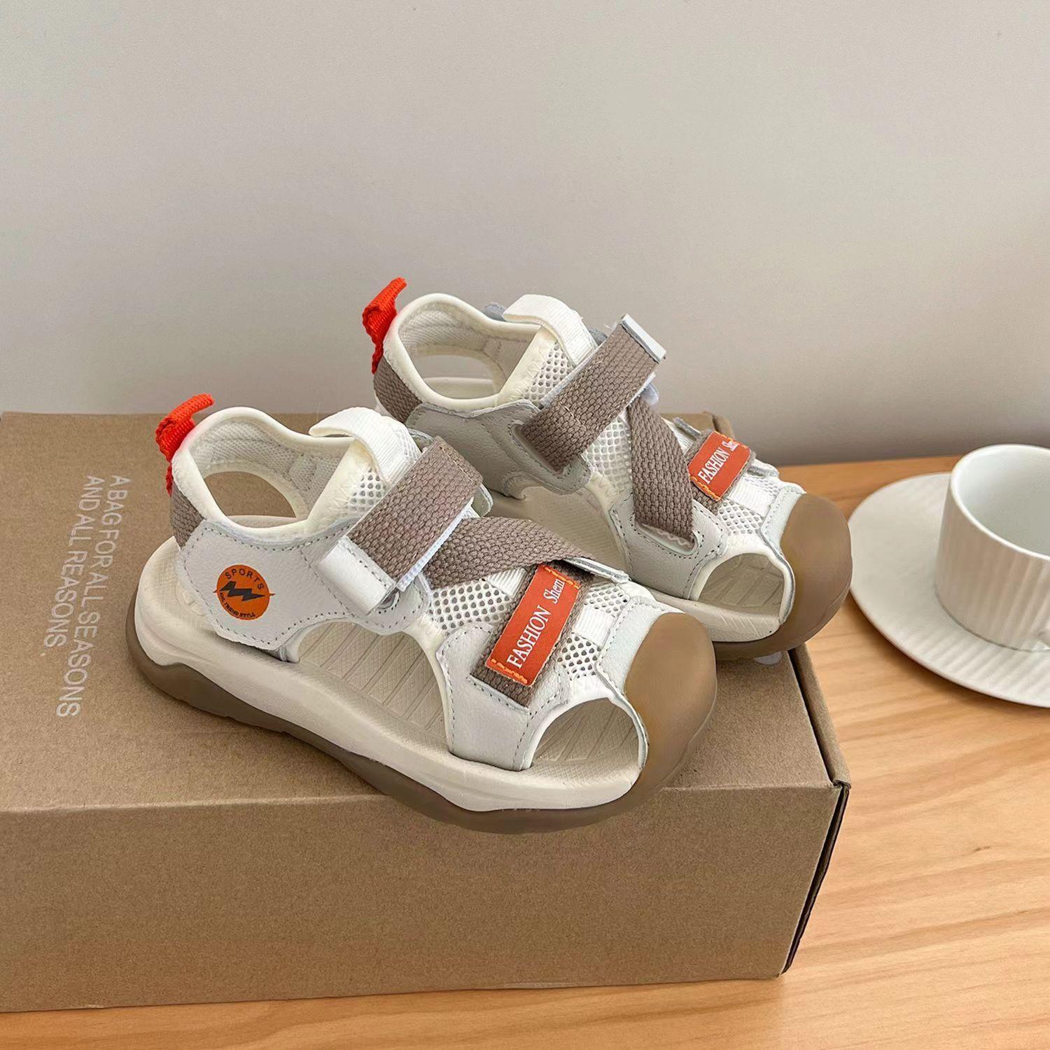 

Kids Beach Shoes Toes Capped Hollowed-out Boys Girls Casual Shoes for Summer 2025 New Children Sandals Breathable Mesh Trendy 23 бежевый