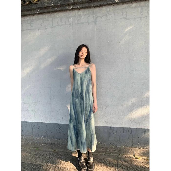 Smudge blue gradual change suspender dress summer dopamine wear women s summer V-neck thin Mori dress S