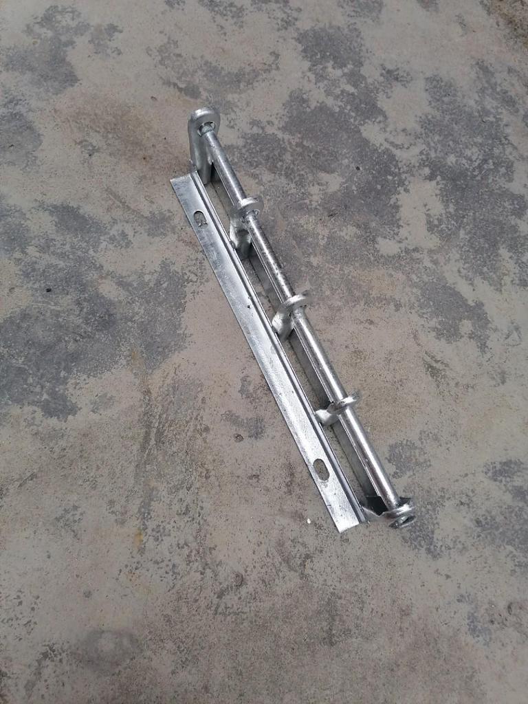 Galvanized Low-Voltage Guy Wire Bracket - Thickened Four-Position Single Stem Street Code
