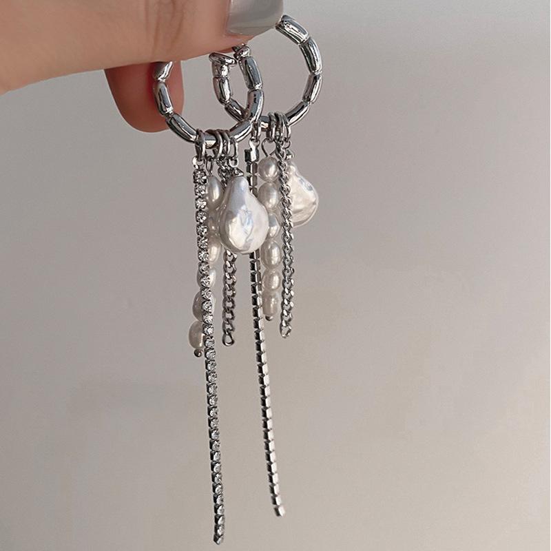 

Korea Fashion Full of Zircon Chain Baroque Pearl Tassels C Shape Dangle Earring for Women Exquisite Stainless Steel Jewelry Gift