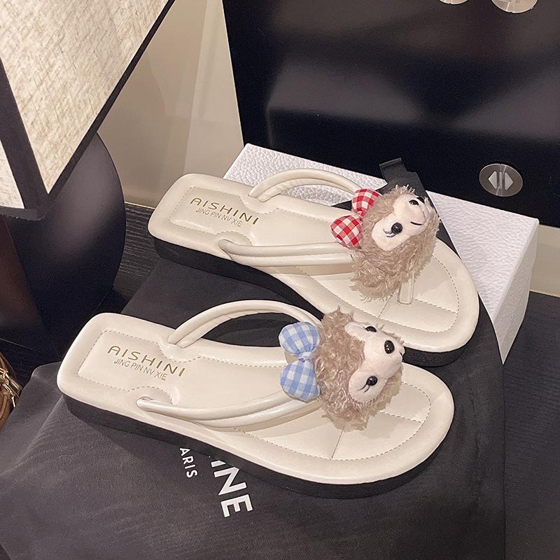 High-value cute cartoon flip-flops for women to wear in the summer of 2025, the new muffin bottom thick bottom ins cool slippers
