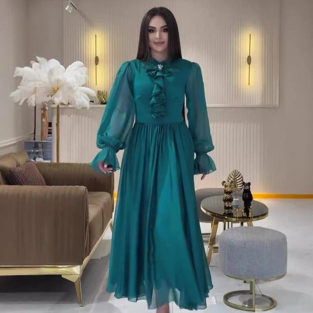 2024 Autumn Women's Lace Collar Slim Fit Long Sleeve Dress In Solid Color