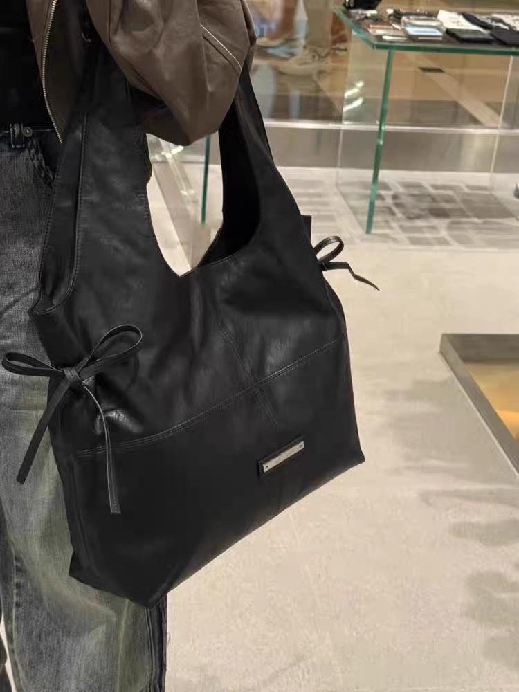 

MatinKim French Bow Leather Tote Bag - High-End, Large Capacity Women s Shoulder Handbag