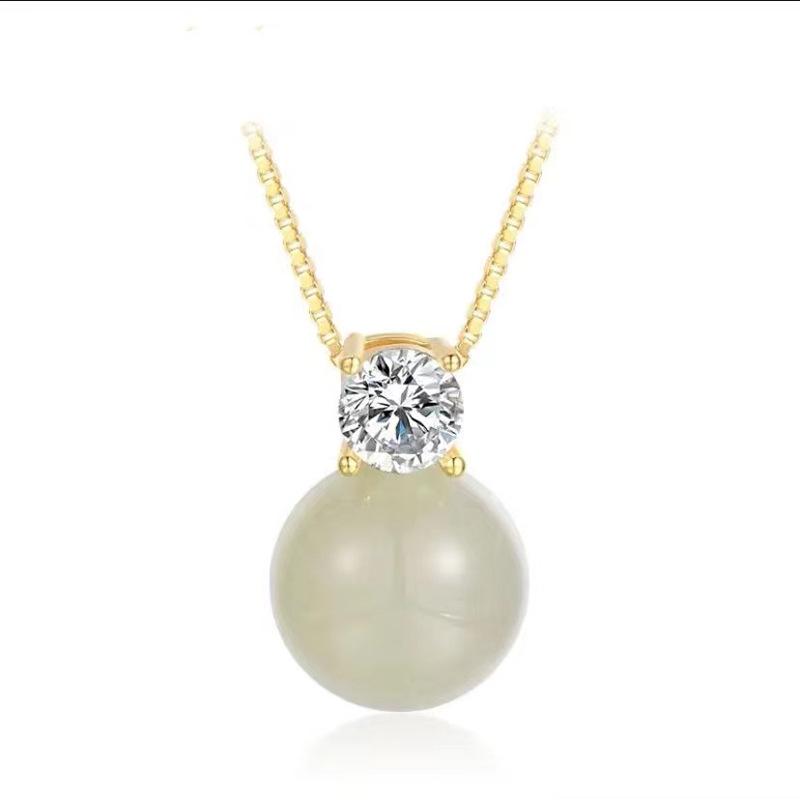 Jade Green Faux Hetian Jade Bead Necklace with Ladies Pendant Design