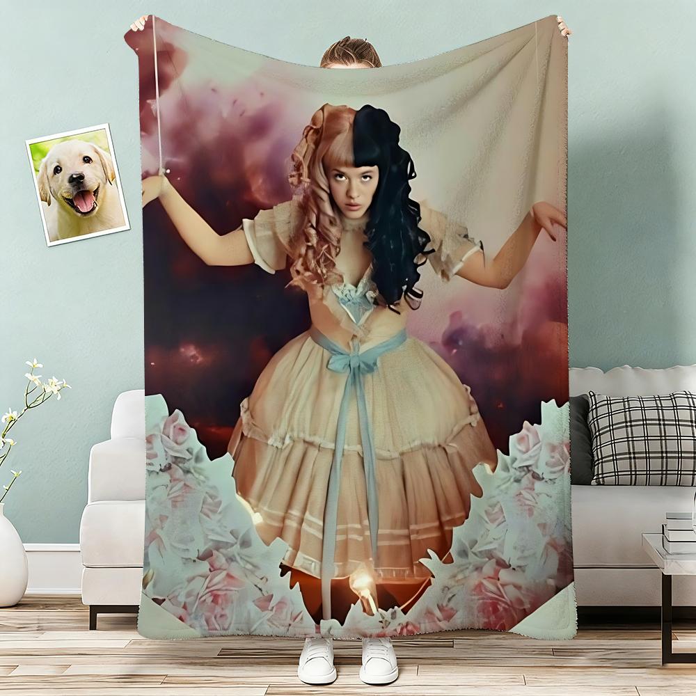 M-Melanie Martinez New Music Album Throw Lightweight 240G Flannel Blanket Soft Skin-Friendly For Summer Cooling