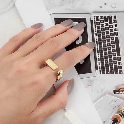Silberfarbener Quadratischer Ring Metall Geometrisch Öffnung Quadrat Zink Zinklegierung Ring Einfache Quadratische Offene Ringe Dame