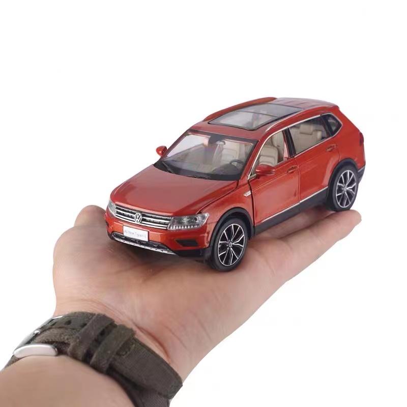 JQTYB1 WELLY 1:32  VW TIGUAN SUV Alloy Car Diecasts & Toy Vehicles Car Model Sound and Light Pull back Car Toy For Kids Gift Ornaments