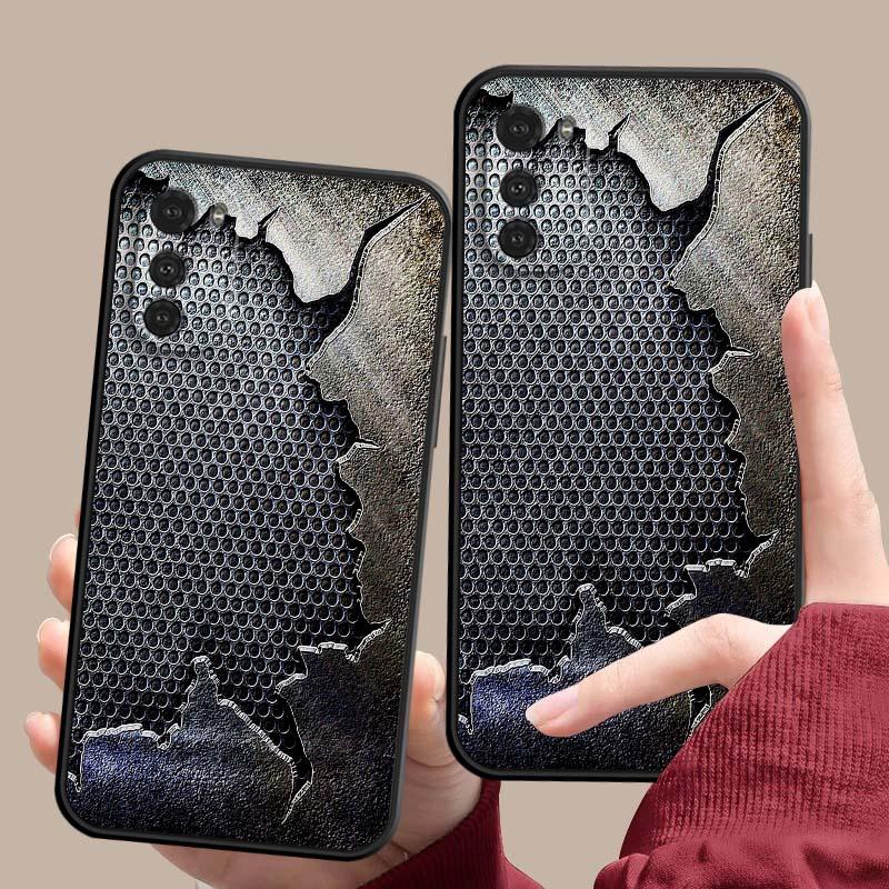 Creative metal style pattern For Motorola G85 Edge 50 G24 G35 G14 G04 40 G72 G34 G G54 G13 G32 5G Black Phone Case