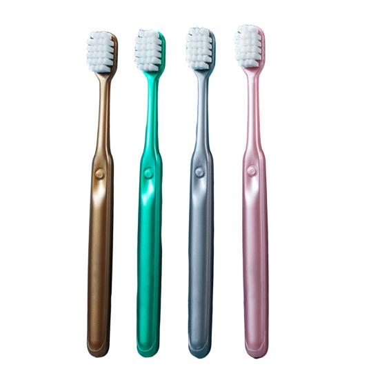 Manuelle Zahnbürste, glatte Kanten, Ergonomie, umweltfreundlich, große Kontaktfläche, sichere Mundpflege, Kunststoff, breiter Kopf, Zahnbürste für zu Hause