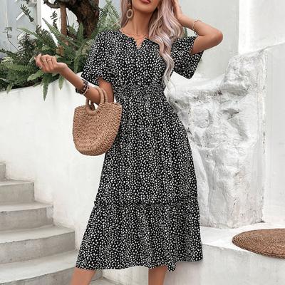 Schlankmachendes bedrucktes Sommerkleid für Damen