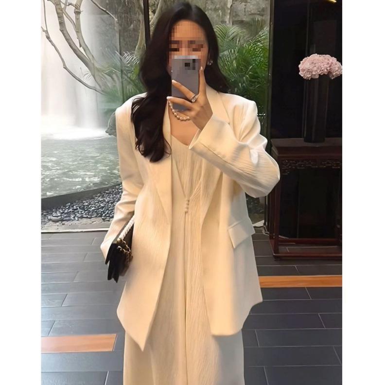 Temperamentvolles zweiteiliges Trägerkleid & Jacken-Set - Figurschmeichelndes Freizeit-Anzug für Damen für Frühling und Herbst