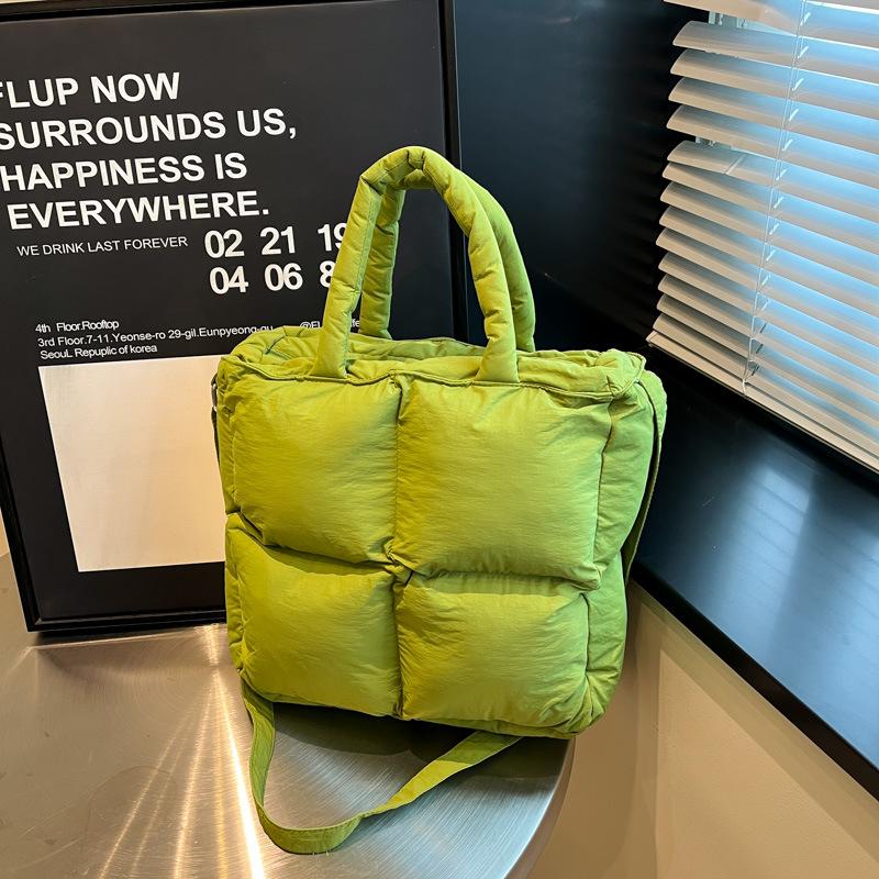 

Fashion hand carry cotton clothes bag women s 2025 autumn and winter new trend shoulder bag lazy wind simple messenger bag