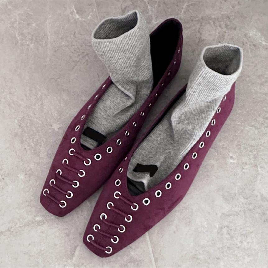 Fashion High Quality Faux Suede Flat Mary Jane Shoes Women Fashion Rivets Lace Up Brand Designer Shoes Comfortable Soft Sole Office Shoe