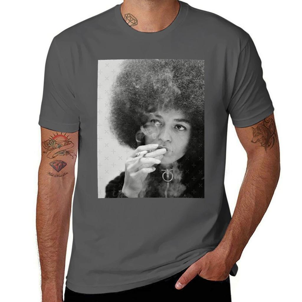 Angela Davis Smoking TShirt Comfortable Workout Short Sleeve Shirt TShirt